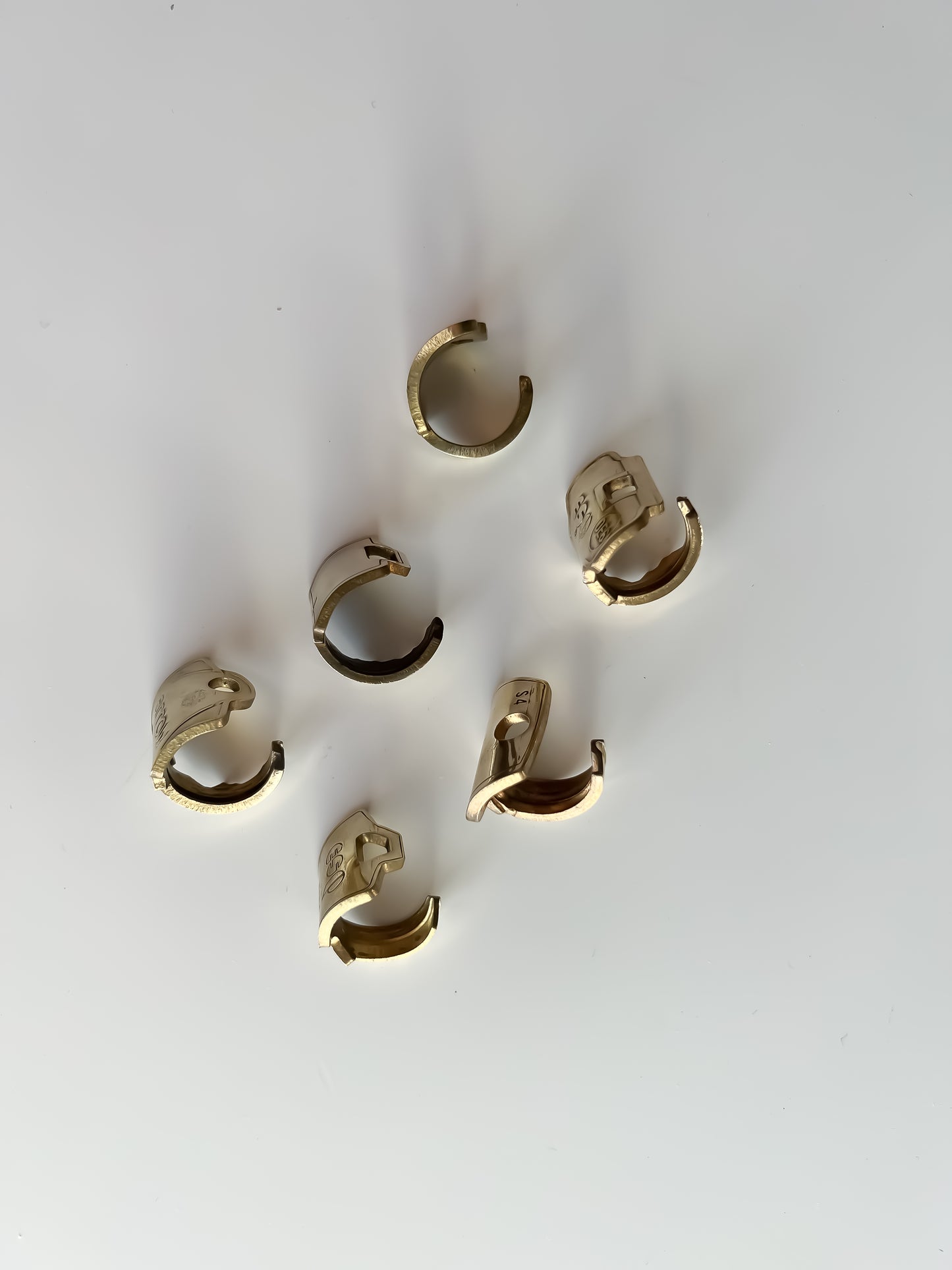 Confidence Collection Rings
