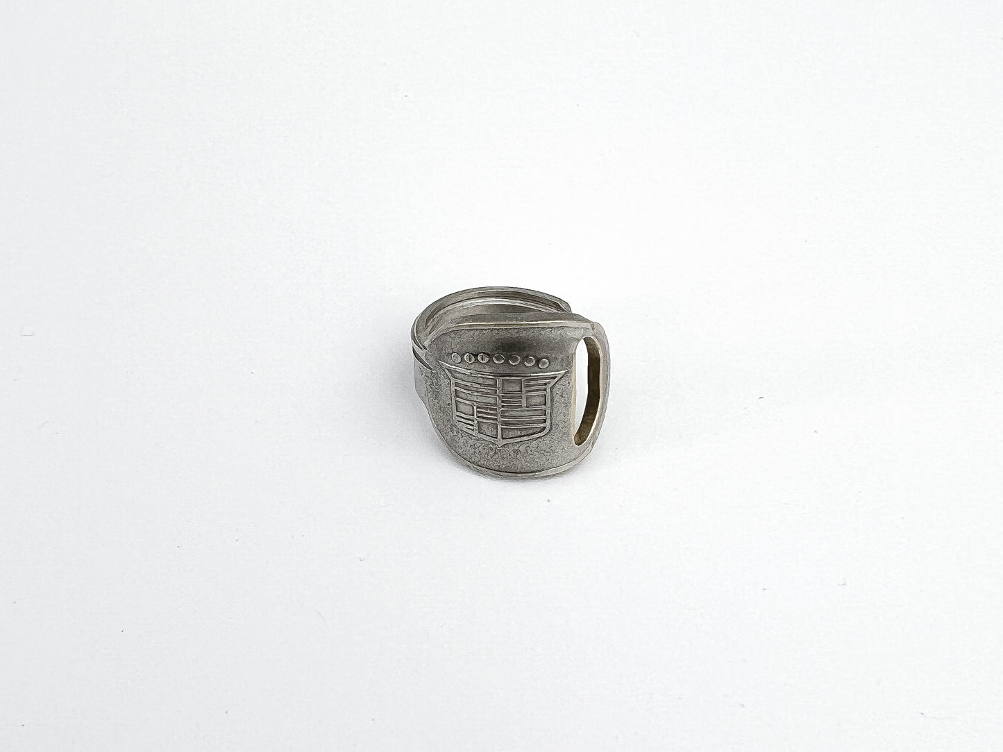 Round 'Cadillac' JoJo Ring