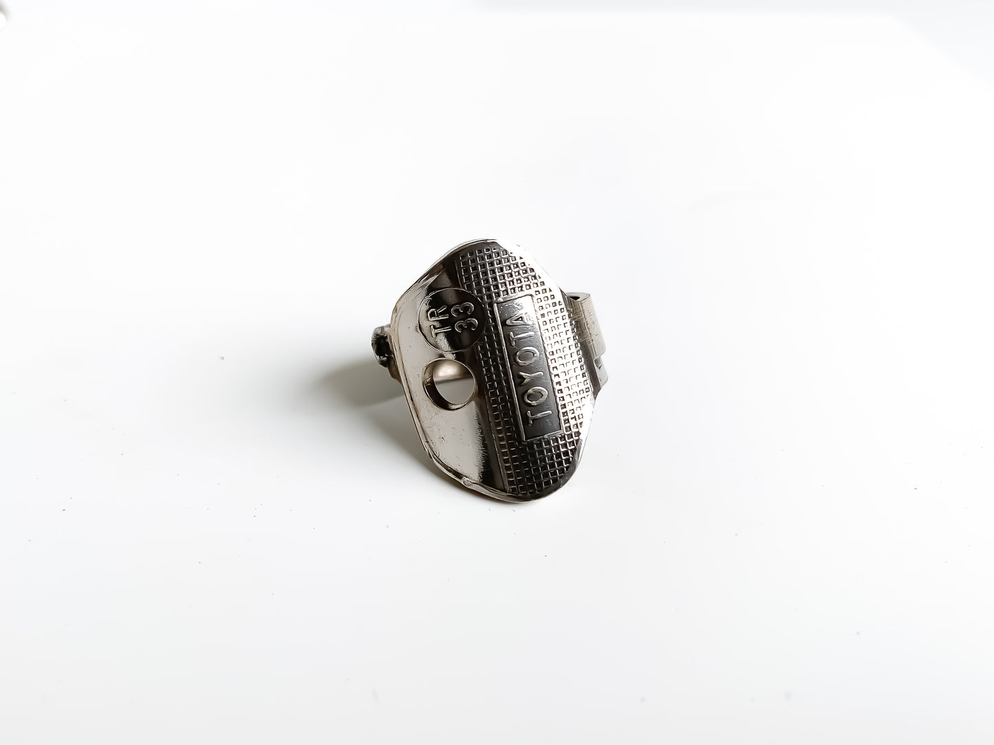 Small 'Toyota Checkered' JoJo Ring