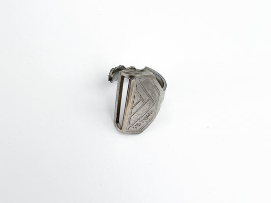Rectangle 'Toyota' Herringbone JoJo Ring