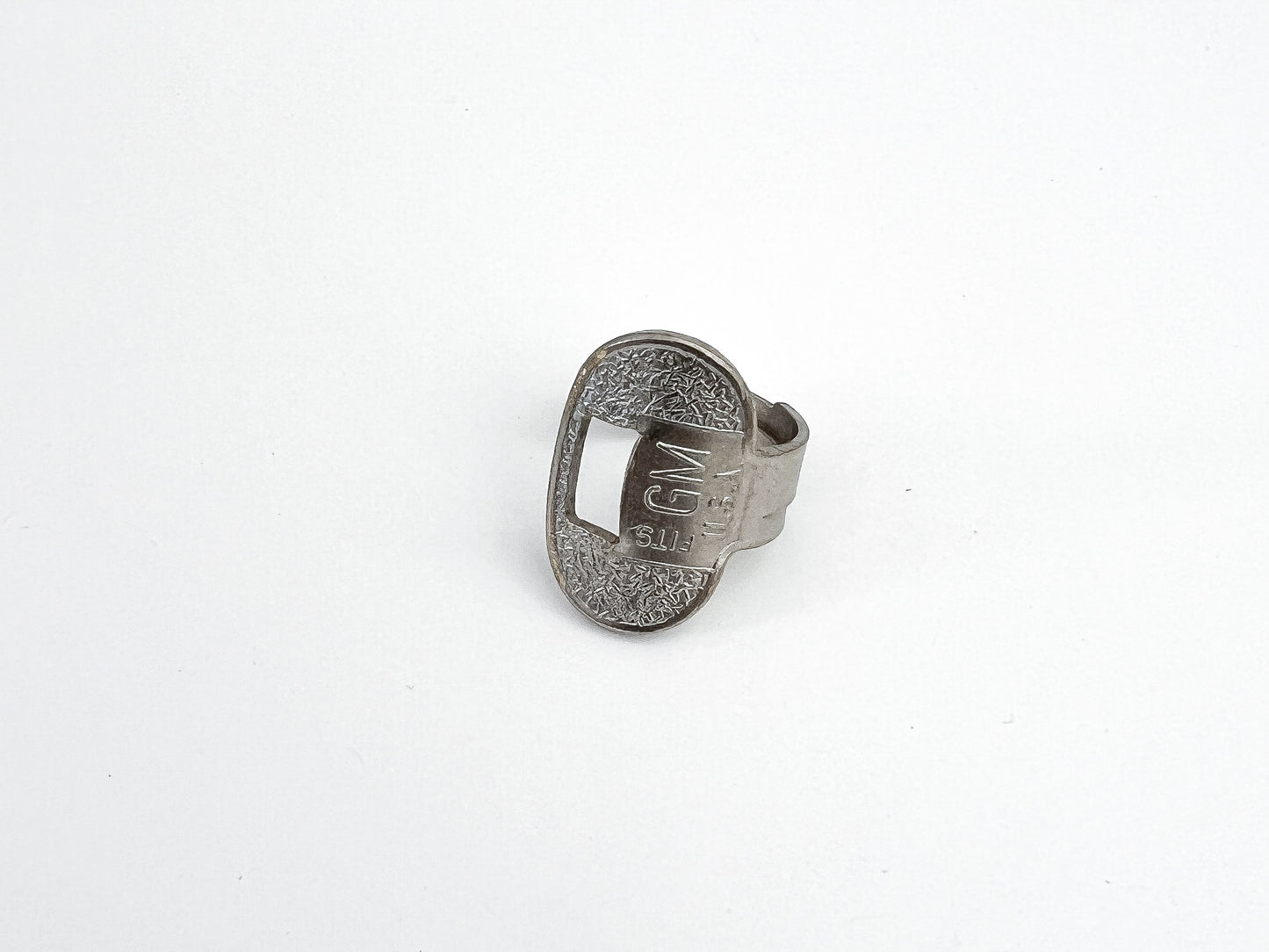 Oval Speckled 'GM' JoJo Ring