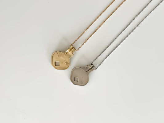 Bloom Collection Chains