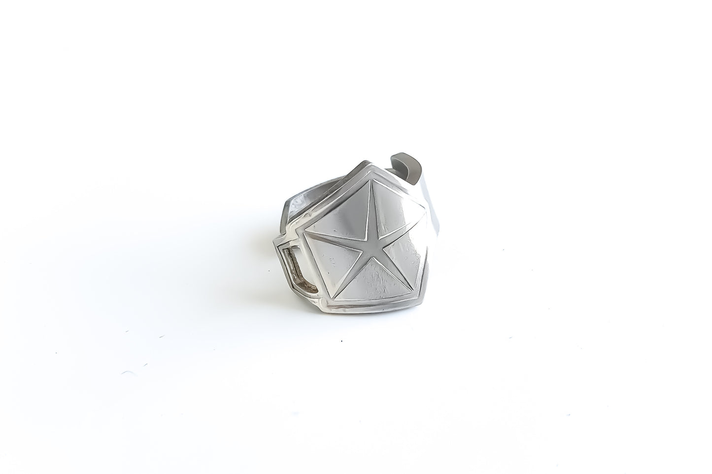 'Chrysler Star' JoJo Ring
