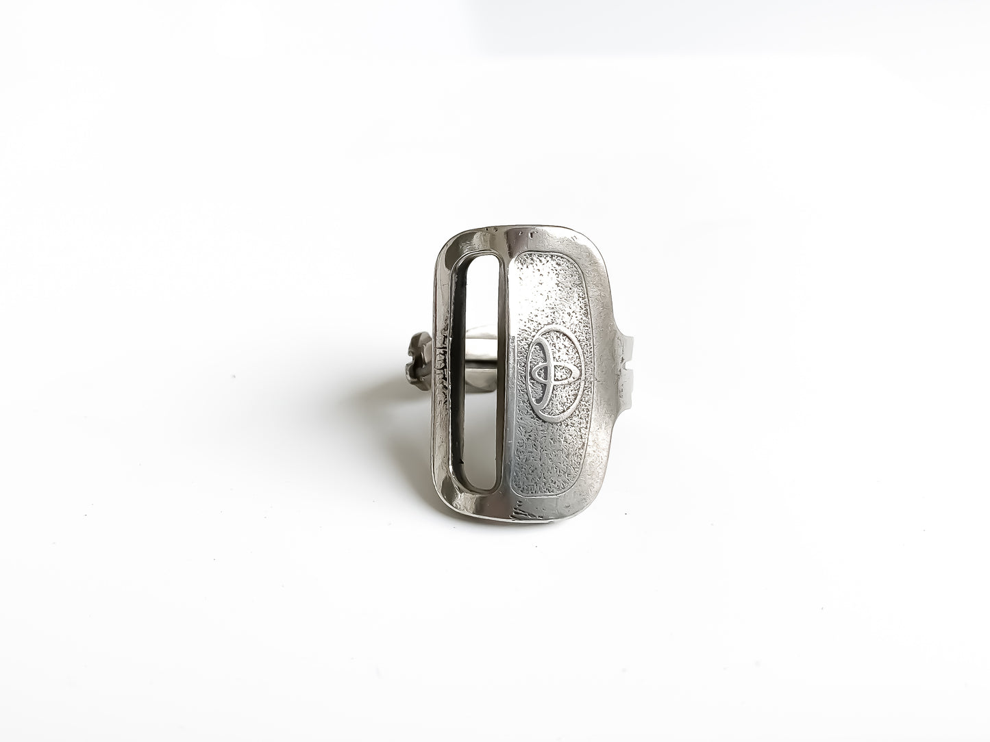 'Toyota Logo' JoJo Ring